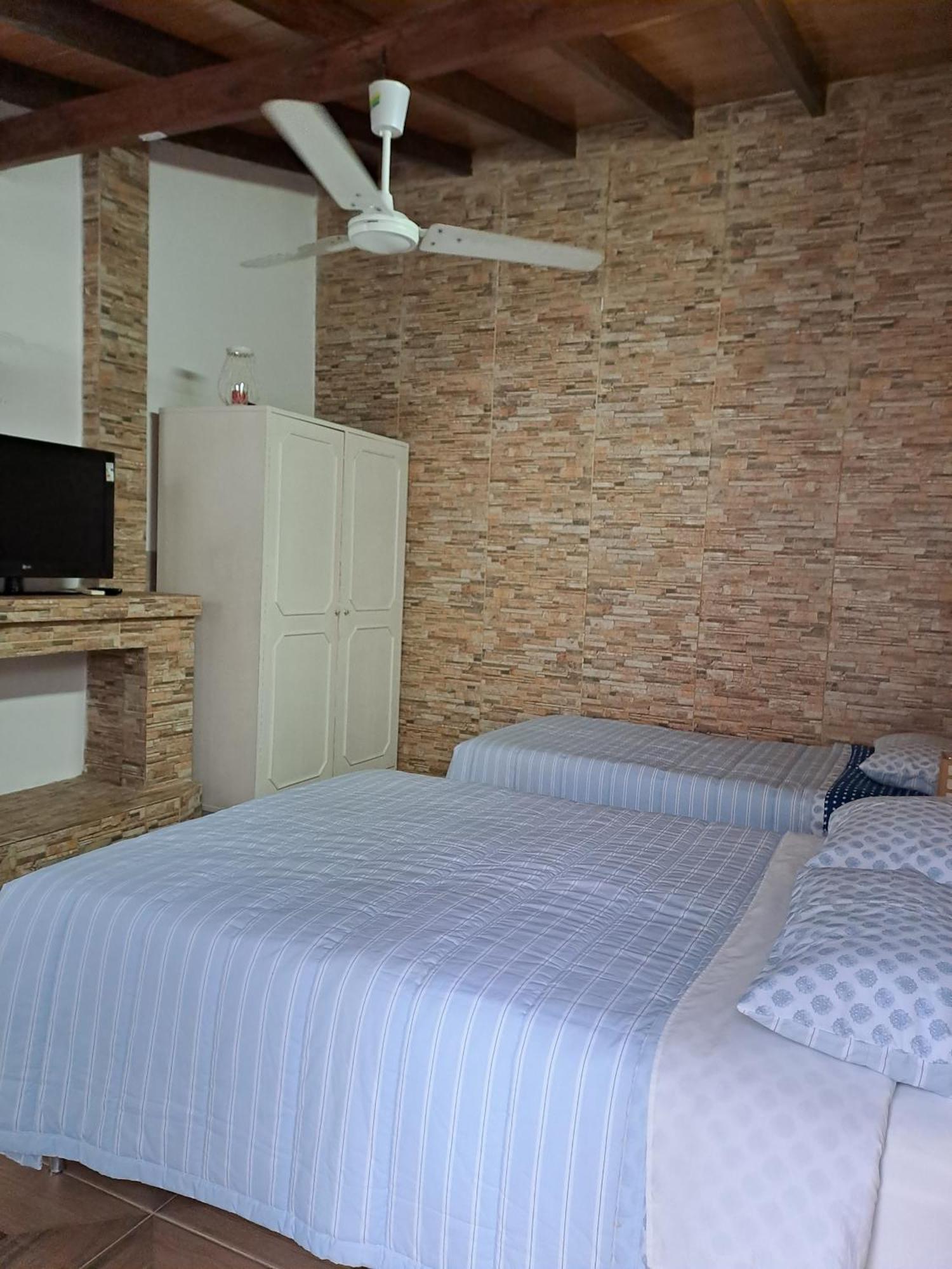 Bed and Breakfast Granados à Asuncion Extérieur photo