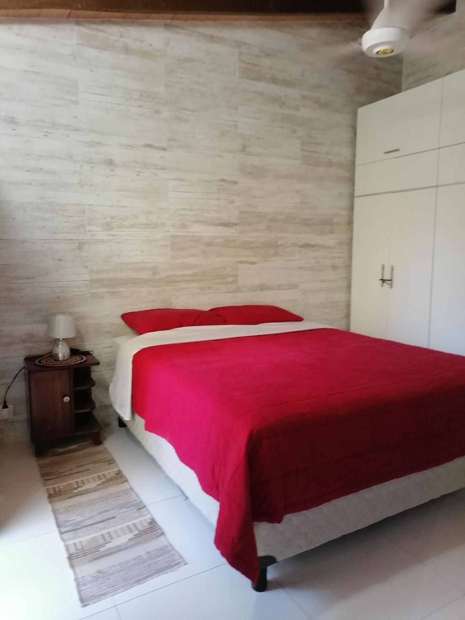 Bed and Breakfast Granados à Asuncion Extérieur photo