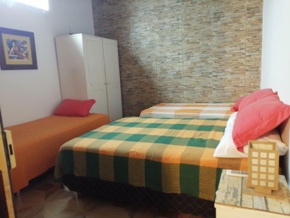 Bed and Breakfast Granados à Asuncion Extérieur photo