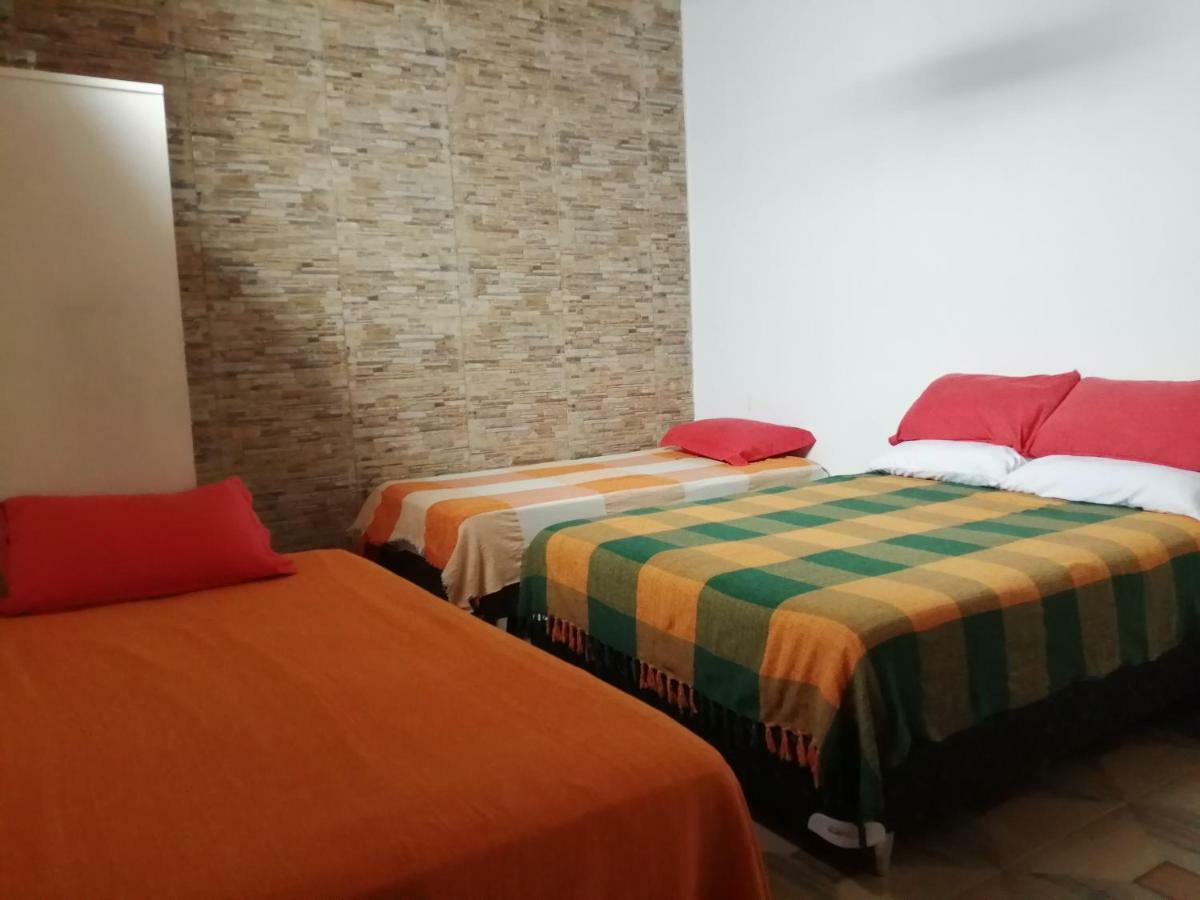 Bed and Breakfast Granados à Asuncion Extérieur photo